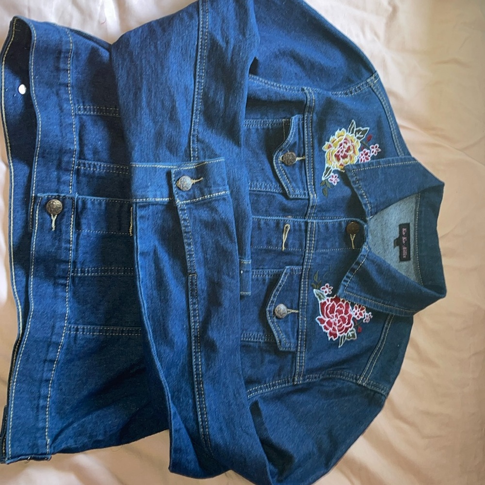 Shirts and crop tops, all various brands, sizes small to medium